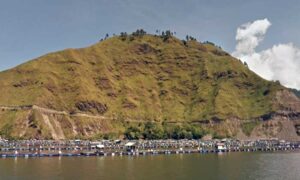gunung toba